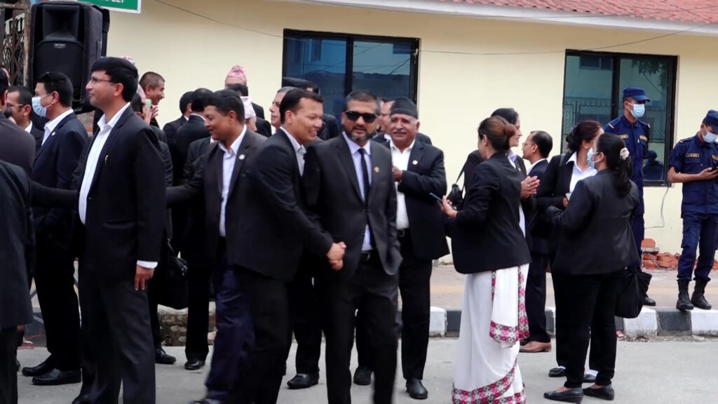 कानून व्यवसायीहरु आन्दोलित